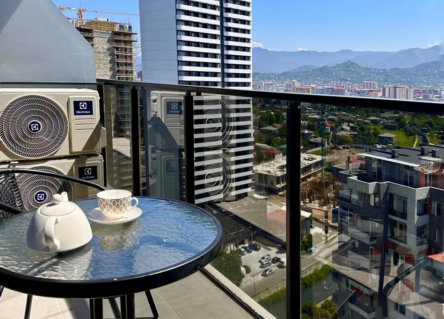 Апартаменты У Моря Batumi Apartment